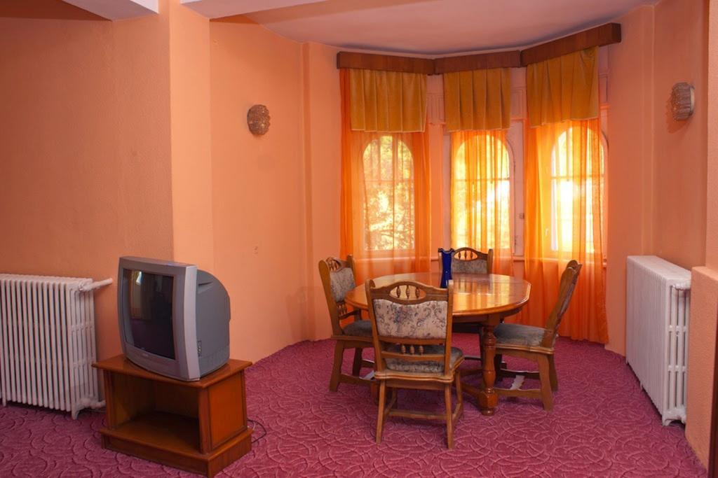 Hotel Cerna Baile Herculane Room photo